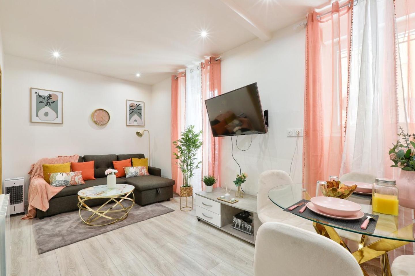 Le Nid Douillet Appartement Confortable A 5 Min Du Stade De France Et Proche De L'Aeroport Cdg Saint-Denis  Kültér fotó