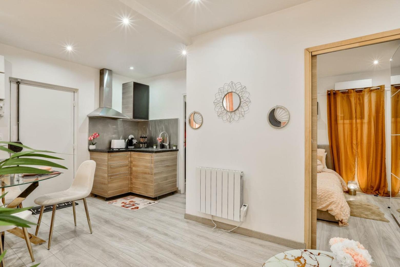 Le Nid Douillet Appartement Confortable A 5 Min Du Stade De France Et Proche De L'Aeroport Cdg Saint-Denis  Kültér fotó