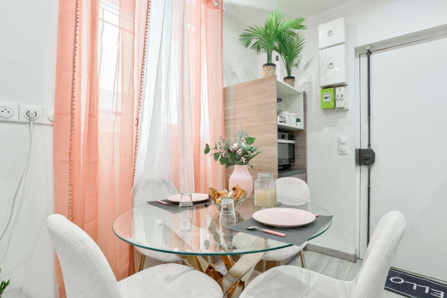 Le Nid Douillet Appartement Confortable A 5 Min Du Stade De France Et Proche De L'Aeroport Cdg Saint-Denis  Kültér fotó